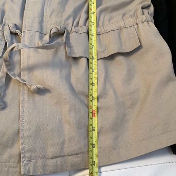 DANIEL REINN Cargo/safari jacket with black sleeves. Size M - Picture 9 of 14